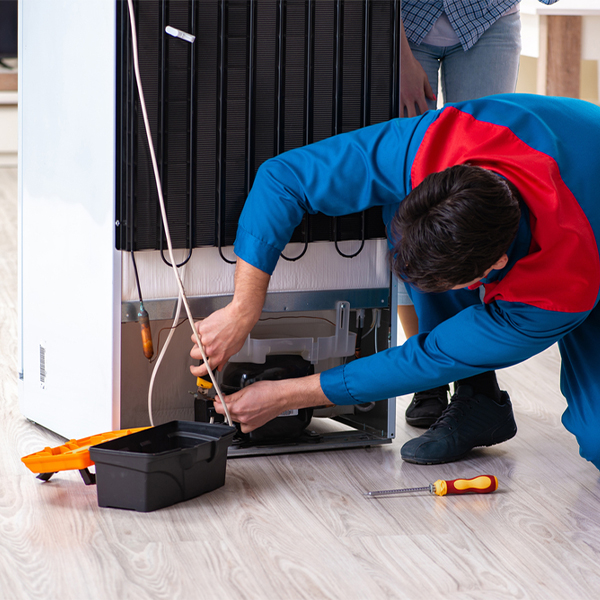 how long does it usually take to repair a refrigerator in East Washington